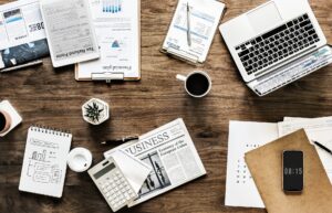 Guía de finanzas personales por edad en México: cómo manejar presupuesto, deuda, ahorro e inversión en cada década, con datos de CONDUSEF, ENIF y ENSAFI